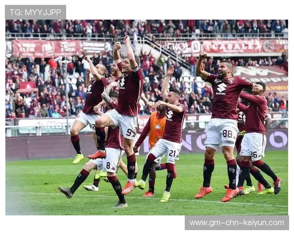 赫罗纳与西甲中游俱乐部达成引援互换意向，打造全新阵容