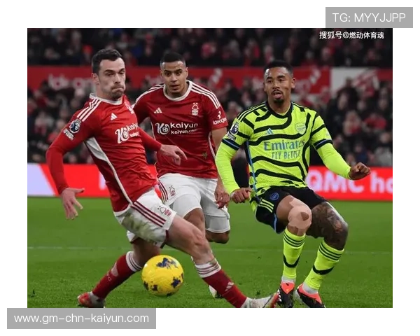 英超阿森纳锋线配合默契,防守端表现同样出色